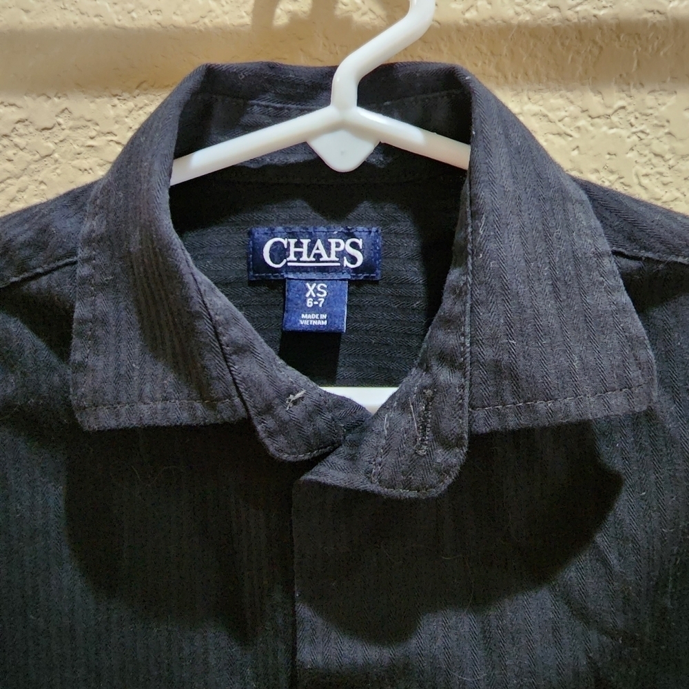 Chaps boys black button down dress shirt Size XS 6-7 - Picture 3 of 7